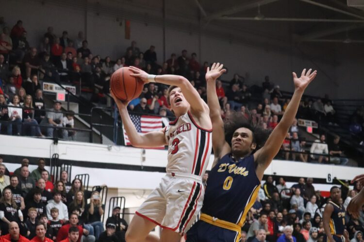 Canfield clamps down on Warrensville Heights, advances to regional